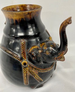 Reproduction Thai Sawankholak Sangkholak Pottery Vessel Elephant Rider