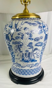 Pair of Gabberts Large Blue and White Pattern Chinese Lamps