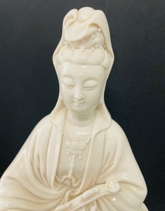 Porcelain Guan Yin Buddha Statue