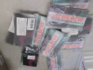 lot 2 image: 10 packages of compression socks ...