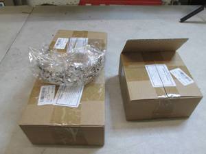 lot 23 image: 3 new crowns ...