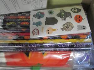 lot 24 image: 4 new 296 stamper sets ...