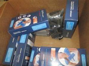 lot 29 image: box of 8 microwavable heating wraps...
