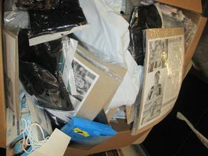 lot 33 image: box of face masks, shields and more...