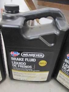 lot 95 image: 31gallon jugs of carquest wearever...