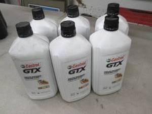 lot 100 image: 6 quarts of castrol gtx sae 20w50 ...