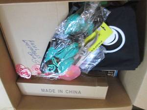 lot 180 image: box of gardening tools , gloves , g...