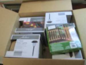 lot 184 image: box of solar lights ...