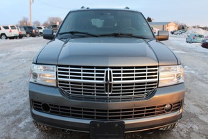 2011 Lincoln Navigator - 4x4 - 2 Owners -