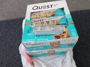 24 Quest SeaSalt Caramel Almond Sna...