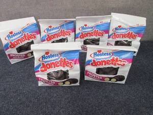 6- 10.75 oz Bags Hostess Donettes F...