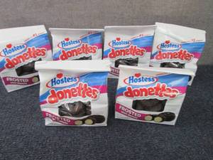 6- 10.75 oz Bags Hostess Donettes F...