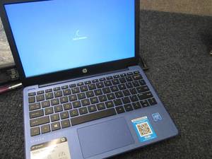 HP 11.6 HD Intel Celeron 4GB Memor...