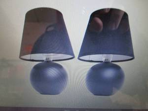 Simple Designs Mini Globe Table Lam...