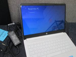 HP 14 HD Touch AMD 3020e 4GB Memor...