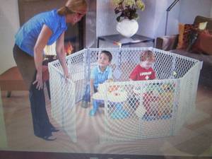Superyard XT Portable Play Yard ope...