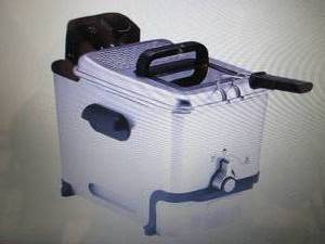 T-fal 3.5-Liter EZ Clean Deep Fryer...