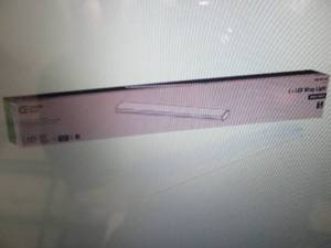 Commercial Electric Low Profile 4 f...