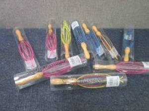 10 Scalp Massagers...