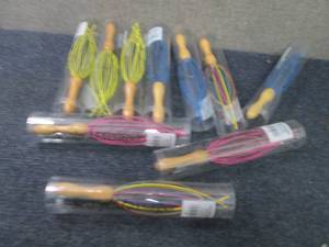 10 Scalp Massagers...