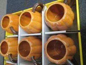 6 Large Ceramic Pumpkin Mugs...
