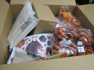 Box of Fall Dcor, Tablecloths, Pi...