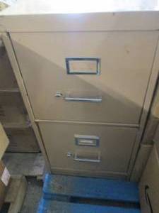 2 Drawer Metal Filing Cabinet...