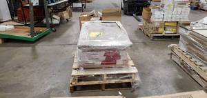 Lot 26 Assorted tile