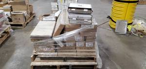 Lot 27 Assorted tile