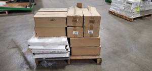 Lot 31 Assorted tile