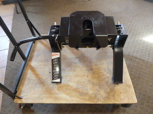 Valley Pull-Max 5th Wheel Hitch