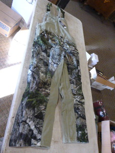 Mossy Oak Yukon Gear Hunting Bibs
