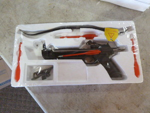 Camco Tools Pistol Crossbow with Safety Lock