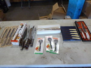 Lot of Kitchen Knives