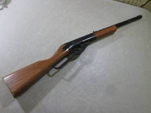 lot 4 image: (E-1) Vintage Daisey BB Gun Wood St...