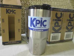 lot 6 image: (F-3) Lot of 6 - 20 ounce K Pic Dou...