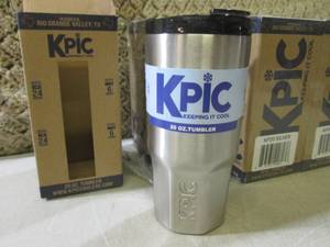 lot 9 image: (F-3) Lot of 6 - 20 ounce K Pic Dou...