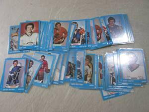 lot 21 image: (EC1) 50 Assoted 1972-73 Hockey Spo...
