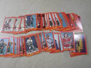 lot 27 image: (EC1) 60 Assorted 1971-72 Season Re...