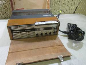 lot 66 image: (BS) Uher 4000 Report-L Portable Re...