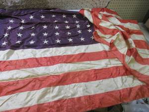lot 103 image: (BS) 3 ft x 5 ft US Flag Embroidere...