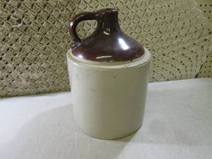 lot 114 image: (FS) Large Vintage Crock Jug 13 14...
