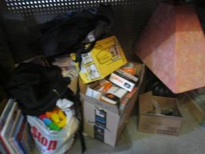 lot 129 image: (EW5) Assorted UnclaimedUnsold Lot...