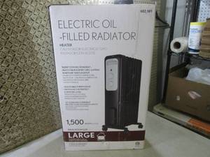 lot 132 image: (BS) Electric Oil Filled Radiator H...