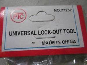 lot 182 image: (G-1) Lot of 10 Universal Lock-Out ...