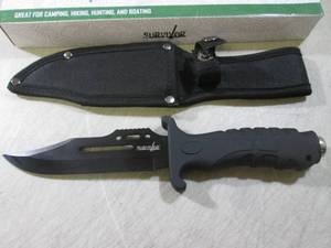 lot 192 image: (CNTR) 10 12 Fixed Blade Knife wi...