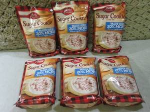 lot 204 image: (B-1) 6 Bags Betty Crocker Sugar Co...