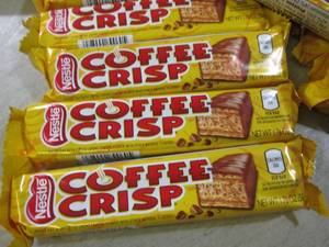 lot 220 image: (B-1) 24 Nestle Coffee Crisp Wafer ...