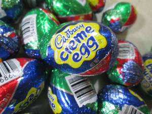 lot 237 image: (B-1) 36 Cadbury Creme Eggs Past Da...