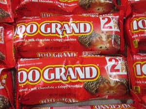 lot 249 image: (B-3) 23 2pc Share Pack 100 Grand C...